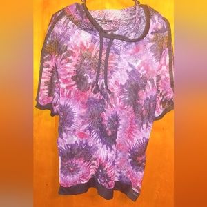 Size 3x netted material, tie dye hooded top